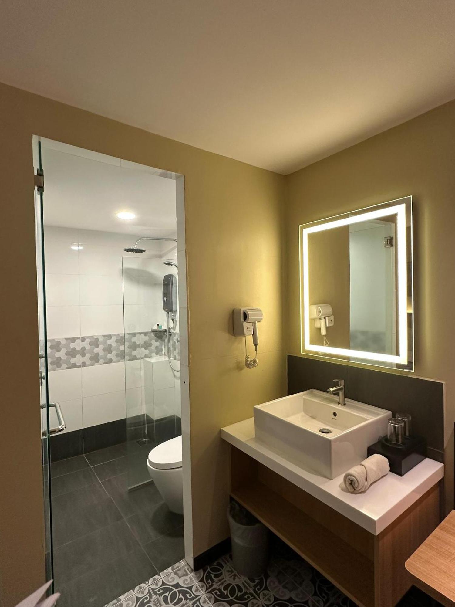 Nb Hotel Johor Bahru Extérieur photo