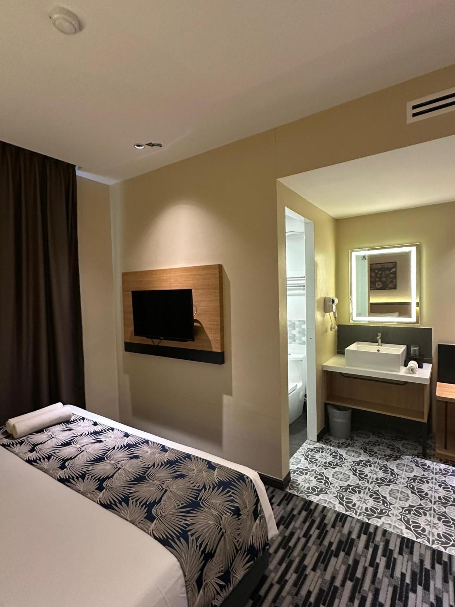 Nb Hotel Johor Bahru Extérieur photo